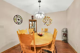 6060 S Crosswinds Dr, Cudahy, WI 53110 - Photo 12