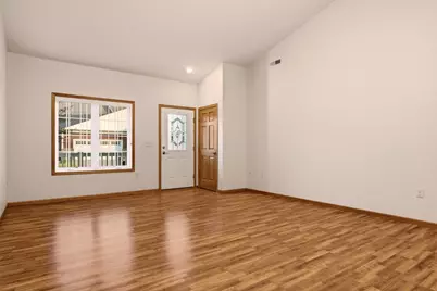 1321  Barson Pl #50, Onalaska, WI 54650 - Photo 14