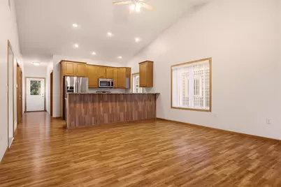 1321  Barson Pl #50, Onalaska, WI 54650 - Photo 18