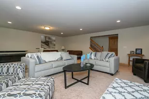 1207 Woodland Hills Dr, Waukesha, WI 53188 - Photo 40