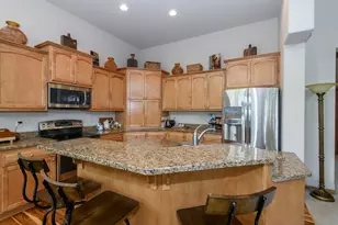 1207 Woodland Hills Dr, Waukesha, WI 53188 - Photo 14