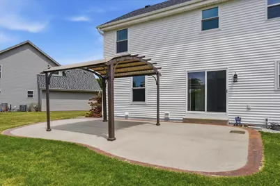 8821 S Carrollville Cir, Oak Creek, WI 53154 - Photo 44