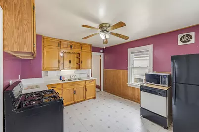 1957 S 89th St, West Allis, WI 53227 - Photo 8