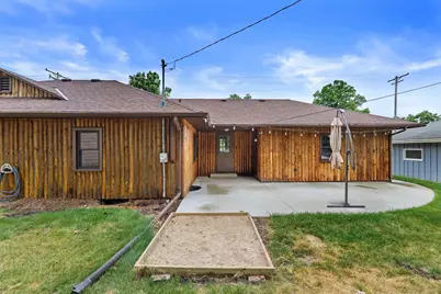 1116 E Racine Ave, Waukesha, WI 53186 - Photo 14