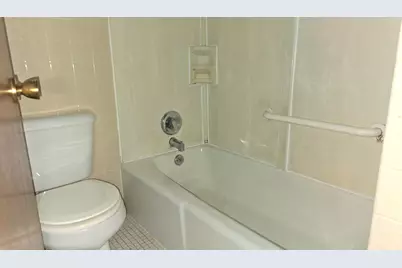 7801 N 60th St #E, Milwaukee, WI 53223 - Photo 16