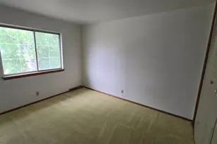 7801 N 60th St, Milwaukee, WI 53223 - Photo 14