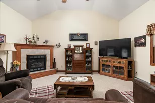 1003 Elm St, La Crescent, MN 55947 - Photo 4