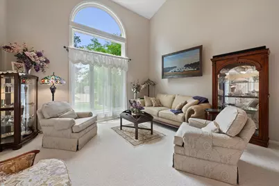 2809  Killarney Ct, West Bend, WI 53095 - Photo 6