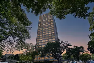 2525 S Shore Dr, Milwaukee, WI 53207 - Photo 2