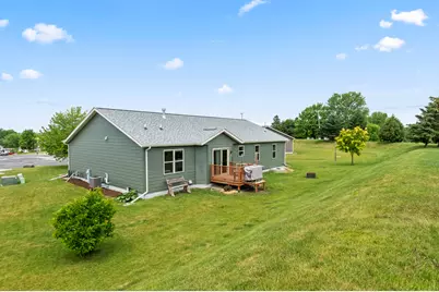 W1401  Stoney Brook Ct, Ixonia, WI 53036 - Photo 32