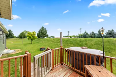 W1401  Stoney Brook Ct, Ixonia, WI 53036 - Photo 36