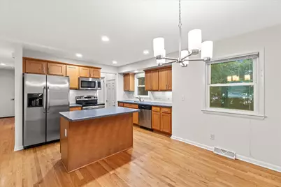 5314 W Calumet Rd, Milwaukee, WI 53223 - Photo 2