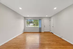 5314 W Calumet Rd, Milwaukee, WI 53223 - Photo 12