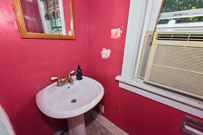 200  Schemmer St, Burlington, WI 53105 - Photo 18