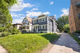 4266 W Highland Blvd, Milwaukee, WI 53208 - Photo 2