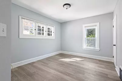 4266 W Highland Blvd #4268, Milwaukee, WI 53208 - Photo 16