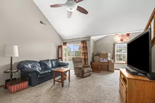 4835 Easy St, Delafield, WI 53029 - Photo 4