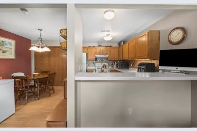 4835  Easy St #11, Delafield, WI 53029 - Photo 14