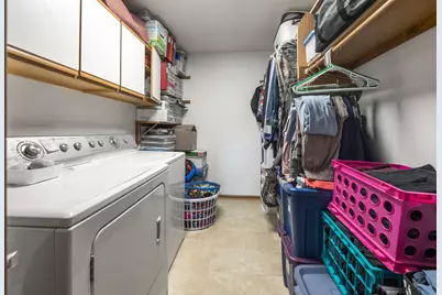 4835  Easy St #11, Delafield, WI 53029 - Photo 20