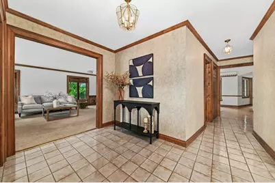 365  Sheffield Dr, Brookfield, WI 53005 - Photo 2
