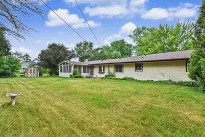 4500 W Abbott Ave, Greenfield, WI 53220 - Photo 4
