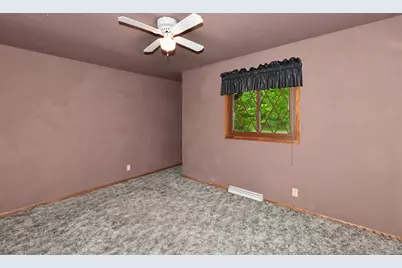 4500 W Abbott Ave, Greenfield, WI 53220 - Photo 24