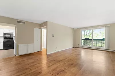 3635 N Tucker Pl #203, Milwaukee, WI 53222 - Photo 4