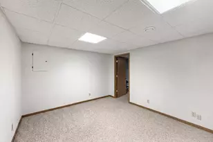 468 Pine Tree Dr, Fond du Lac, WI 54935 - Photo 14
