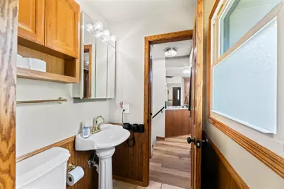 7880 W Plainfield Ave, Greenfield, WI 53220 - Photo 16