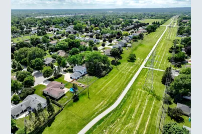 7880 W Plainfield Ave, Greenfield, WI 53220 - Photo 40