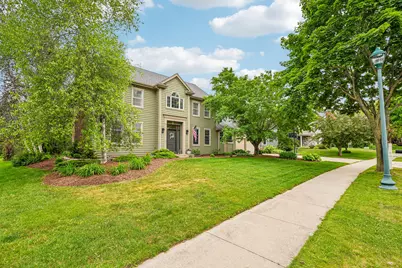 1338  Chickadee Ln, Grafton, WI 53024 - Photo 54