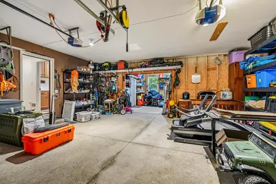 1338  Chickadee Ln, Grafton, WI 53024 - Photo 48
