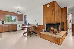418 S Braun Ave, Jefferson, WI 53549 - Photo 10