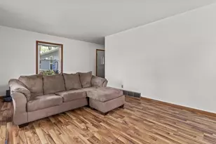 418 S Braun Ave, Jefferson, WI 53549 - Photo 20