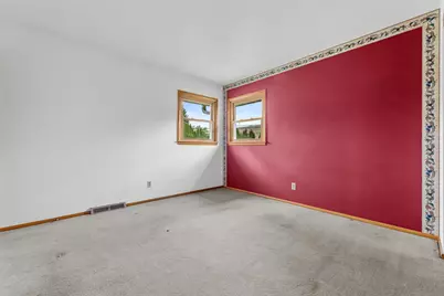 3706 S 157th St, New Berlin, WI 53151 - Photo 20
