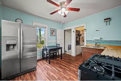 2843 S Linebarger Ter, Milwaukee, WI 53207 - Photo 6