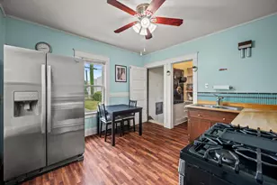 2843 S Linebarger Terrace, Milwaukee, WI 53207 - Photo 6