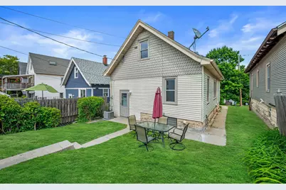 2843 S Linebarger Ter, Milwaukee, WI 53207 - Photo 2