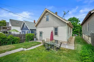 2843 S Linebarger Terrace, Milwaukee, WI 53207 - Photo 12