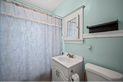 2843 S Linebarger Ter, Milwaukee, WI 53207 - Photo 10