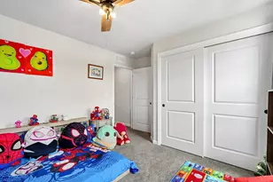 9249 S Overlook Wy, Franklin, WI 53132 - Photo 24