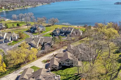 W304N2356 N Westwind Dr #6A, Delafield, WI 53072 - Photo 2