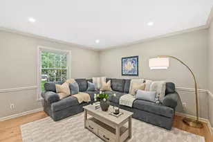 2502 W Norway Dr, Mequon, WI 53092 - Photo 4