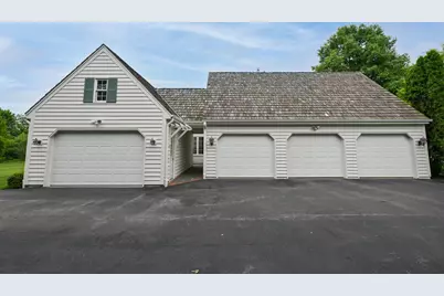 2502 W Norway Dr, Mequon, WI 53092 - Photo 36