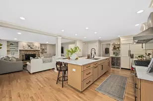 2502 W Norway Dr, Mequon, WI 53092 - Photo 8
