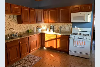2065 S 28th St, Milwaukee, WI 53215 - Photo 2