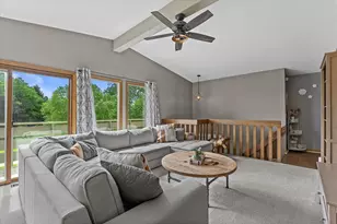 W290S2811 Carmarthen Dr, Genesee, WI 53188 - Photo 12