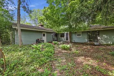 S85W30520  Stoneridge Dr, Mukwonago, WI 53149 - Photo 2