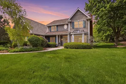 18840  Brookridge Dr, Brookfield, WI 53045 - Photo 2