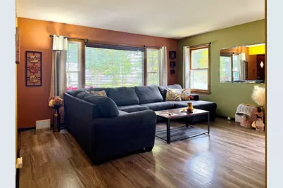 3819 N 81st St, Milwaukee, WI 53222 - Photo 4